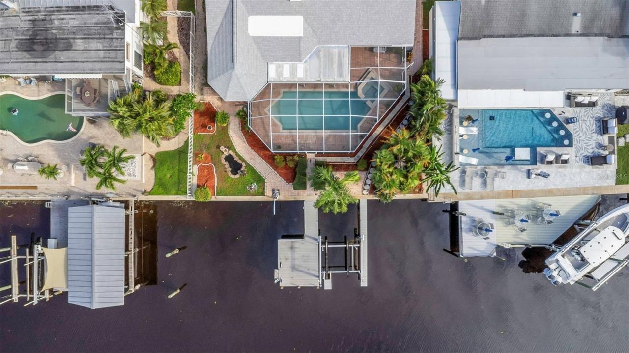 220 Driftwood Drive S, Palm Harbor, FL 34683 Photo