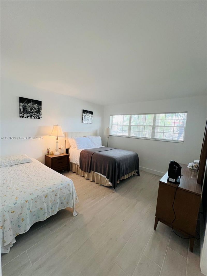 2200 NE 36th St, Unit 3, Lighthouse Point, FL 33064 Photo