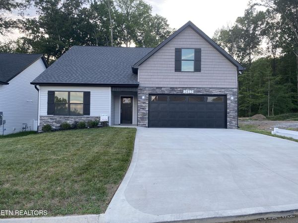 2423 Lena George Lane, Knoxville, TN 37931