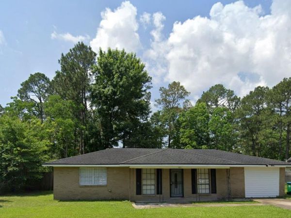 5621 Picadilly Circus Circle, Gautier, MS 39553