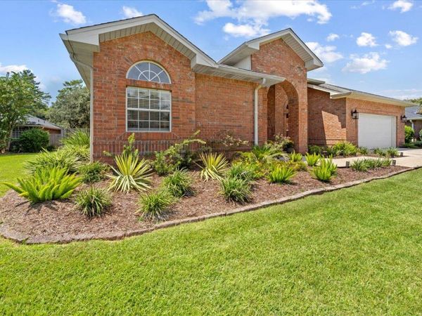 2691 Stormy Circle, Navarre, FL 32566