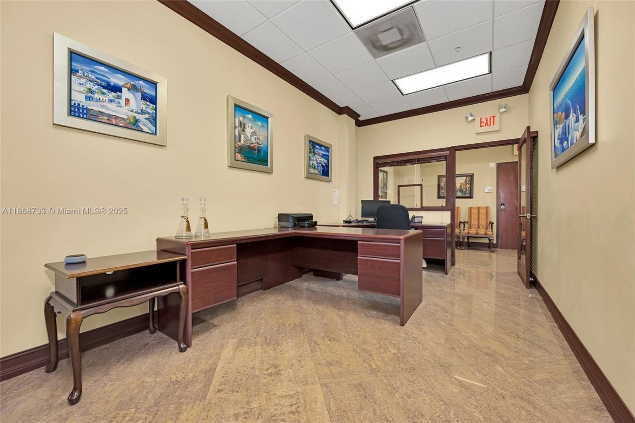 7791 NW 46th St, Unit 427 & 428, Doral, FL 33166 Photo