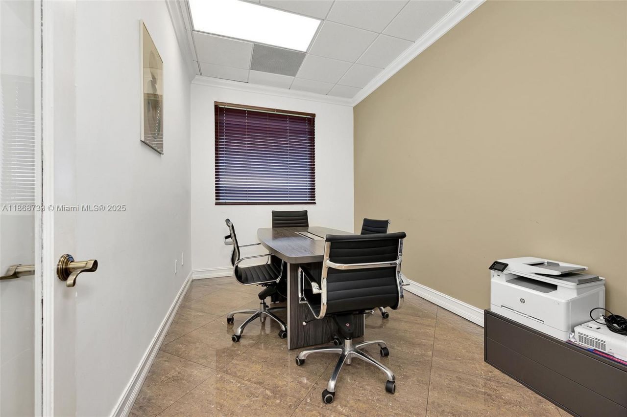 7791 NW 46th St, Unit 427 & 428, Doral, FL 33166 Photo