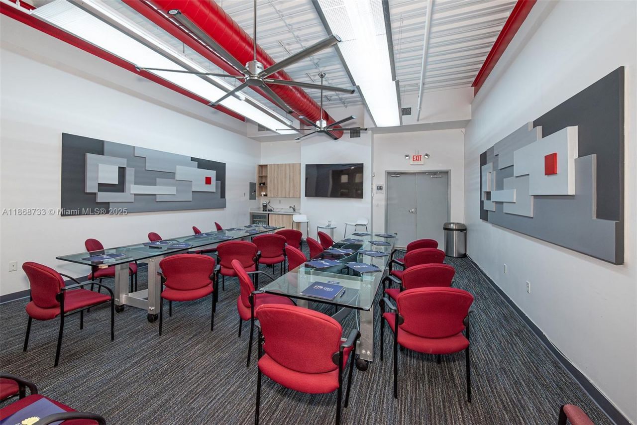 7791 NW 46th St, Unit 427 & 428, Doral, FL 33166 Photo