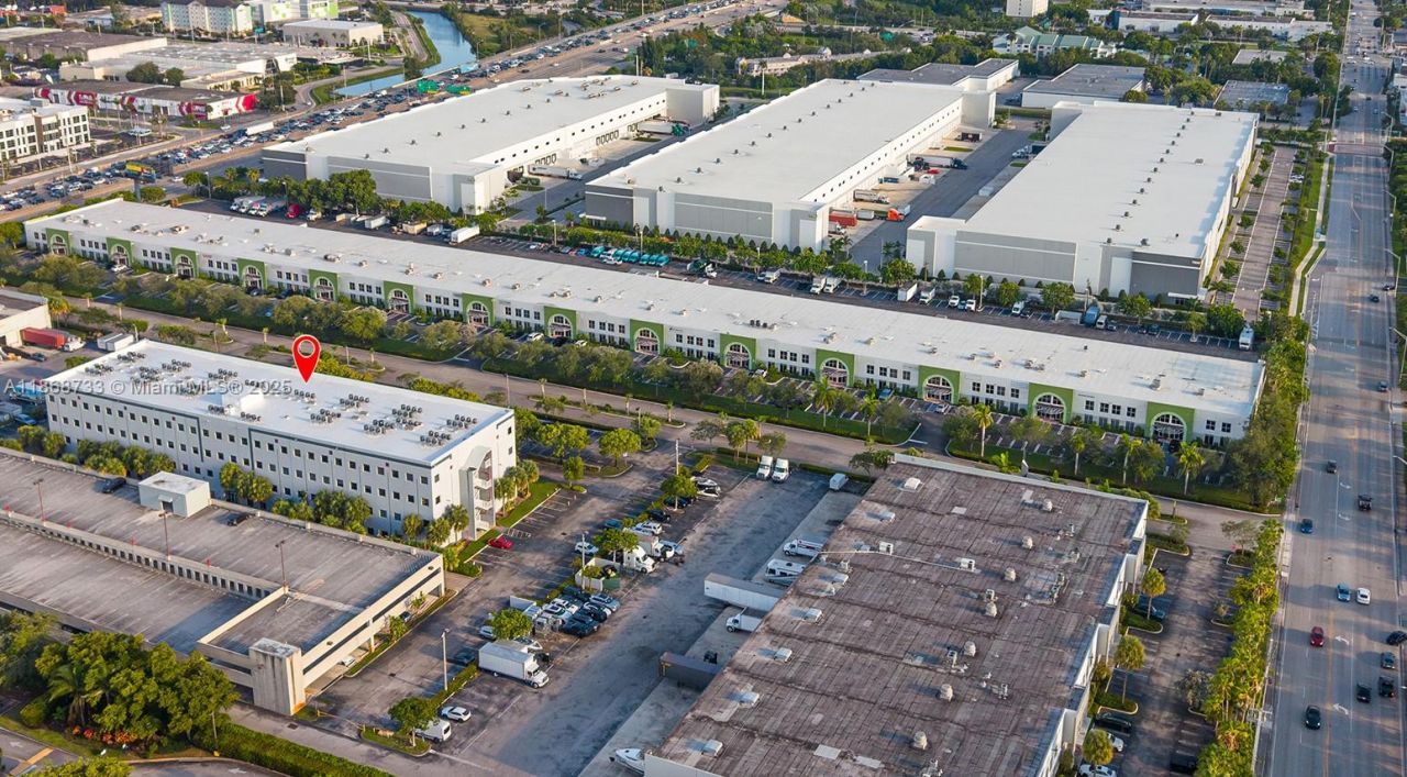 7791 NW 46th St, Unit 427 & 428, Doral, FL 33166 Photo