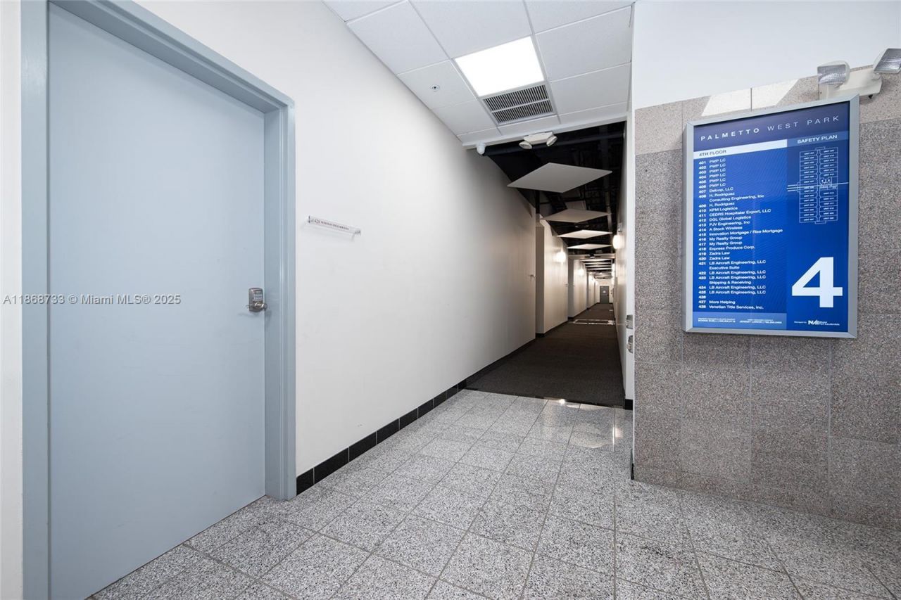 7791 NW 46th St, Unit 427 & 428, Doral, FL 33166 Photo