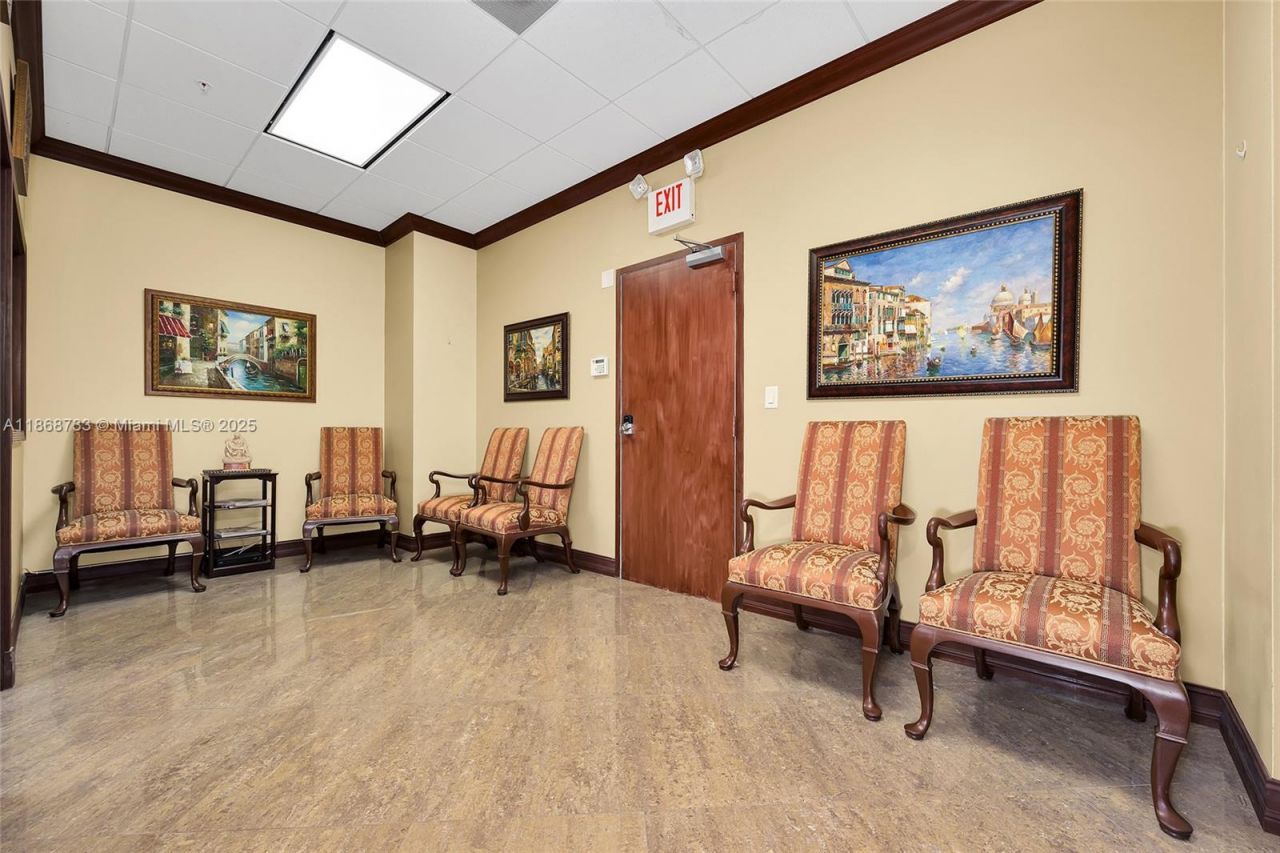 7791 NW 46th St, Unit 427 & 428, Doral, FL 33166 Photo