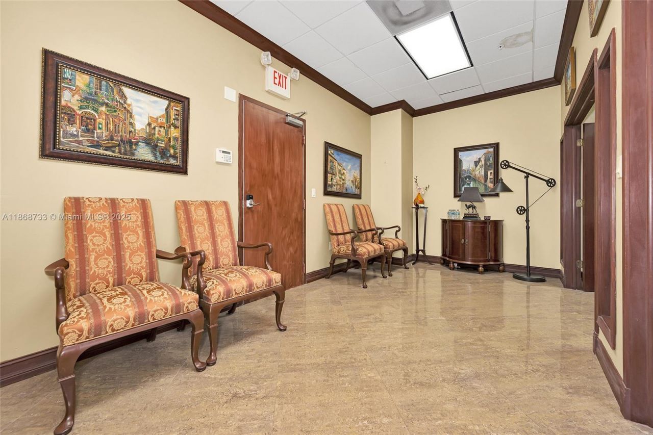 7791 NW 46th St, Unit 427 & 428, Doral, FL 33166 Photo