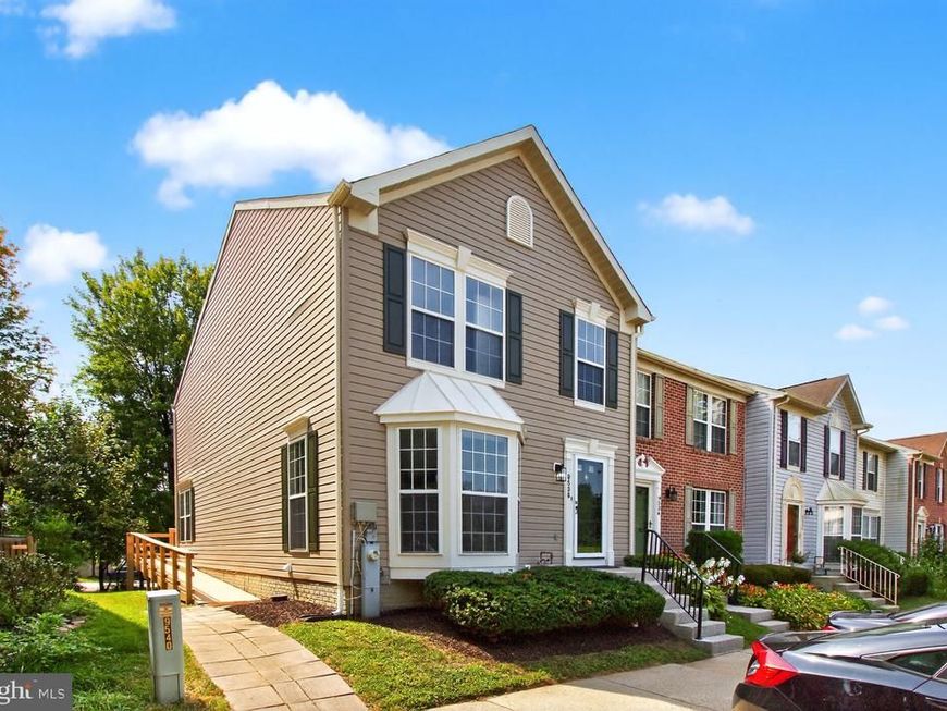9538 Oakhurst Drive, Columbia, MD 21046 Main Photo