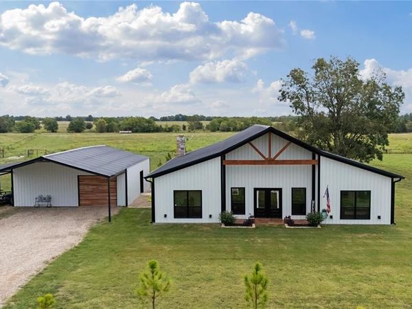 1498 County Road 24800, Brookston, TX 75421