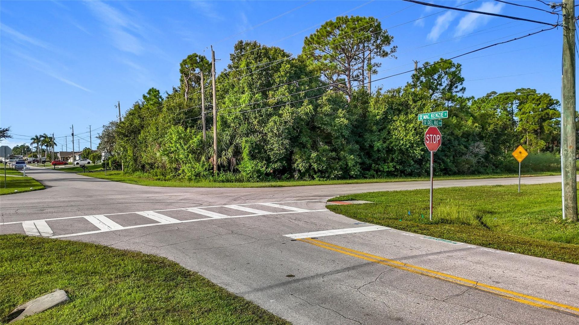 2192 SW Del Rio Boulevard, Port Saint Lucie, FL 34953 Photo