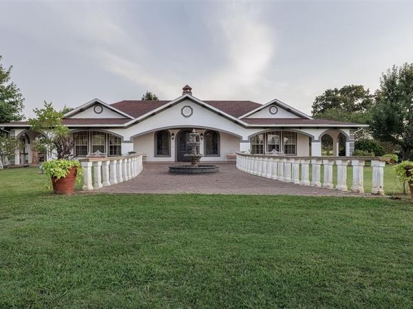 4699 County Road 1600, Alba, TX 75410