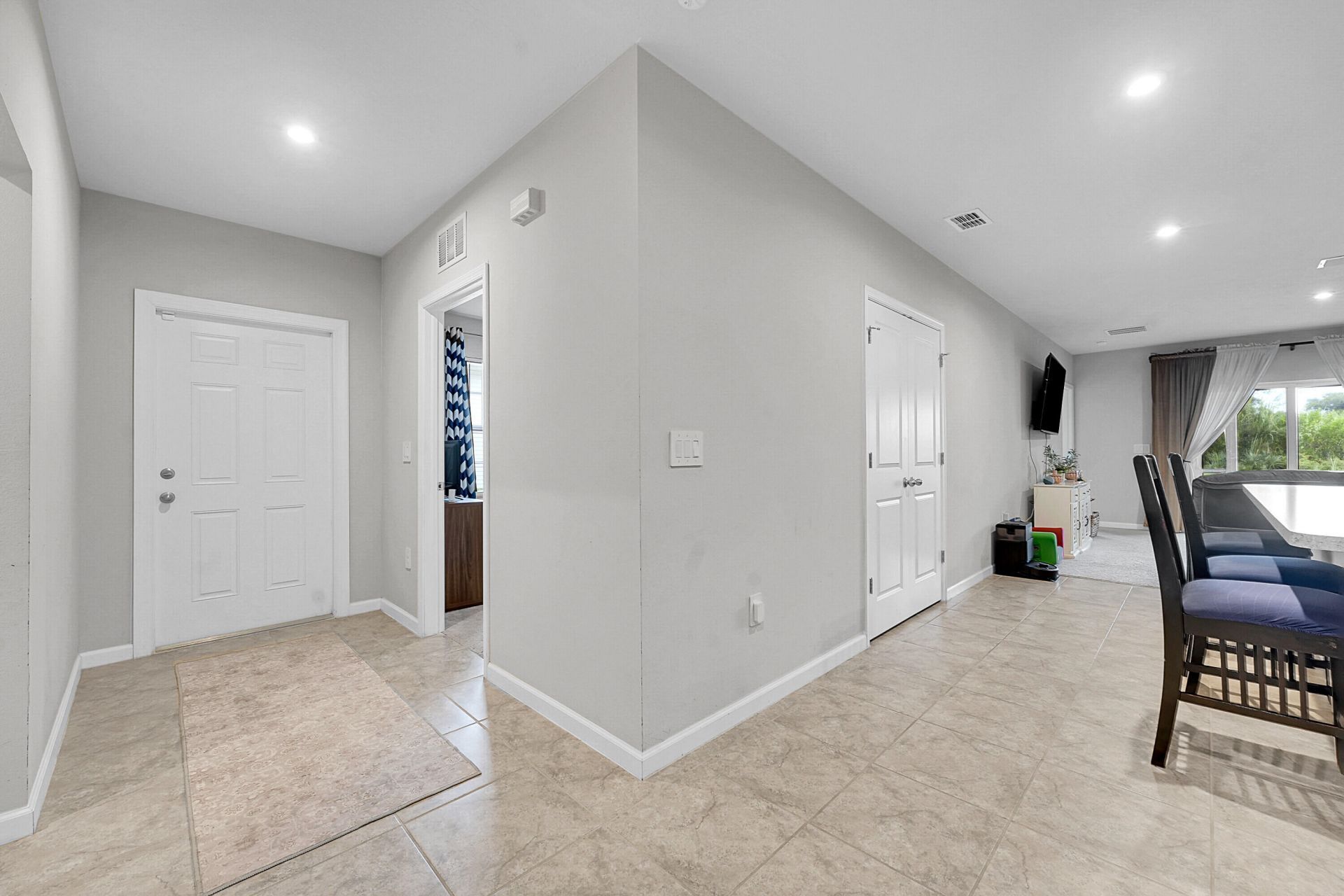 333 Raspberry Road, Fort Pierce, FL 34981 Photo