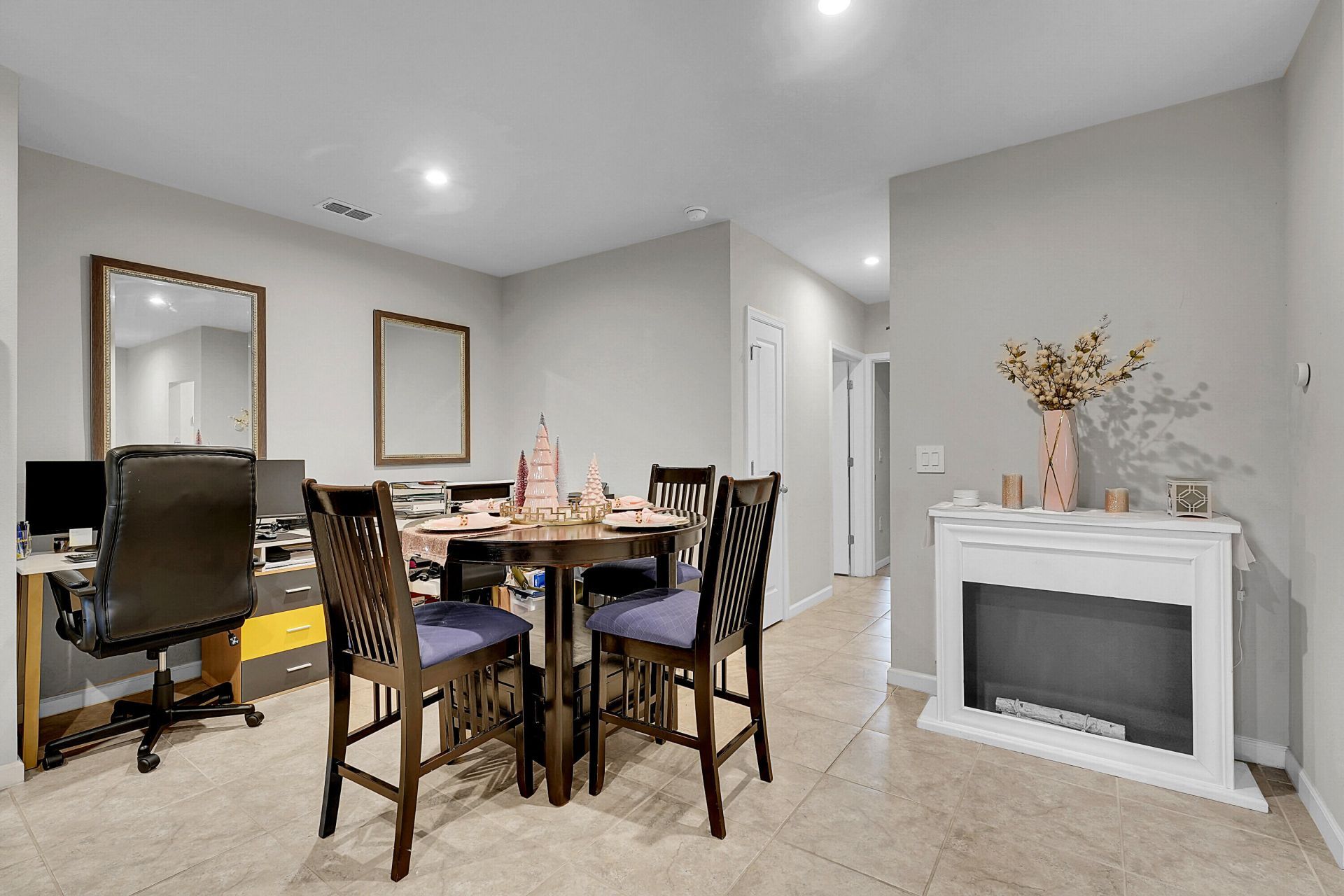 333 Raspberry Road, Fort Pierce, FL 34981 Photo