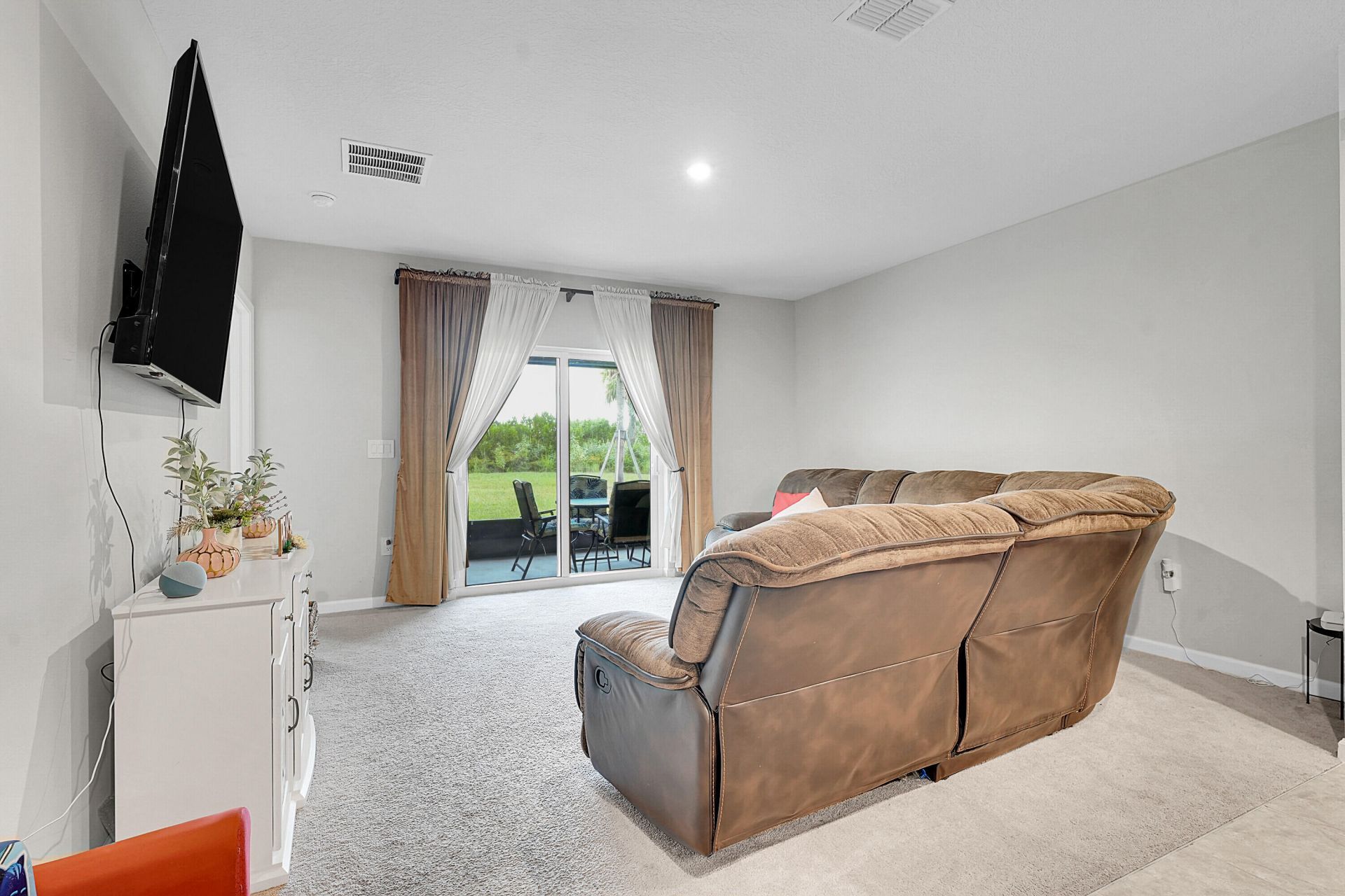 333 Raspberry Road, Fort Pierce, FL 34981 Photo