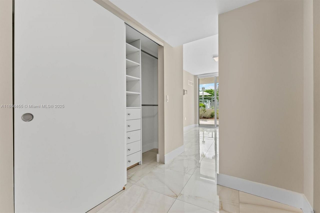 6620 Indian Creek Dr, Unit 112, Miami Beach, FL 33141 Photo
