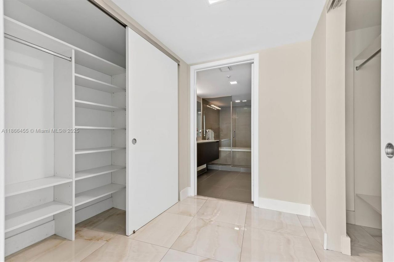 6620 Indian Creek Dr, Unit 112, Miami Beach, FL 33141 Photo