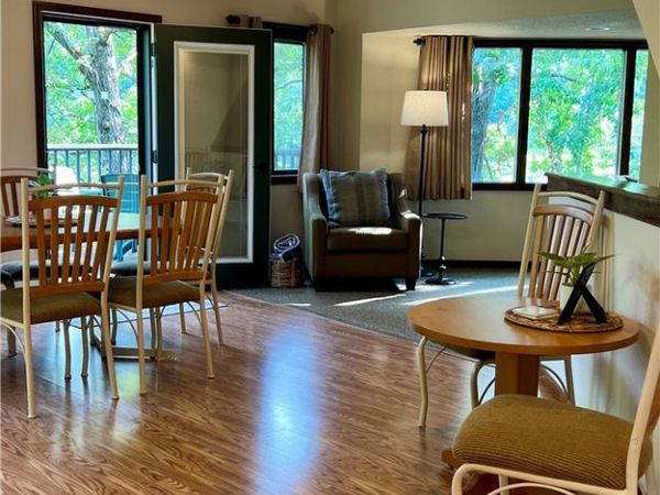 4194 Holiday Shores Lane, Unit 18, Osage Beach, MO 65065