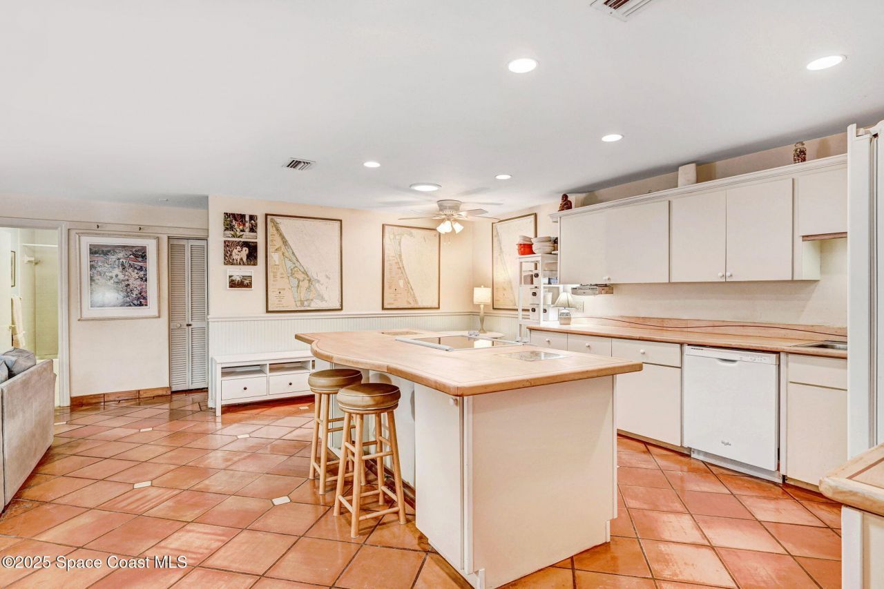 312 Wavecrest Avenue, Indialantic, FL 32903 Photo