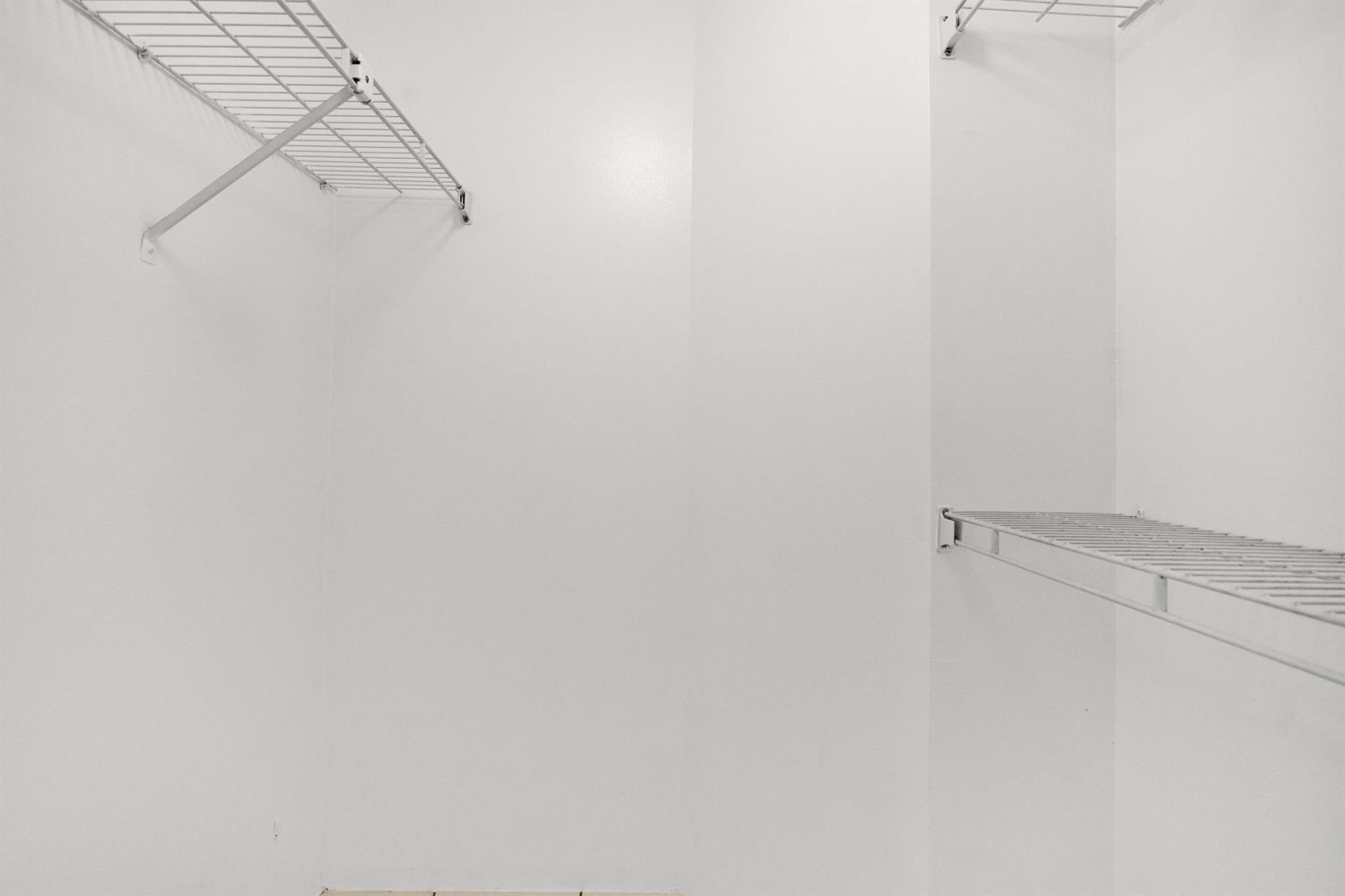 3590 Via Poinciana, Unit 510, Lake Worth, FL 33467 Photo