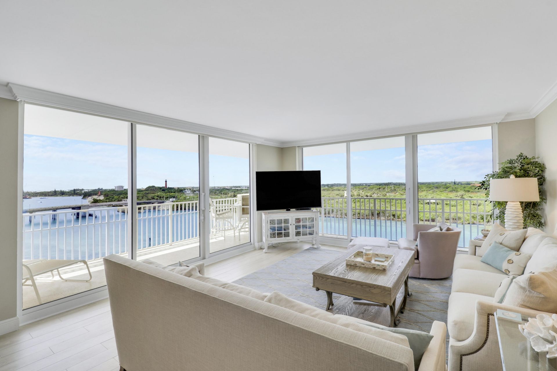 375 Beach Road, Unit 803, Tequesta, FL 33469 Photo