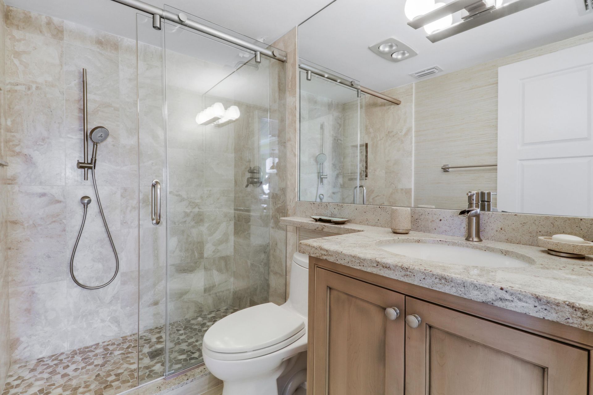 375 Beach Road, Unit 803, Tequesta, FL 33469 Photo