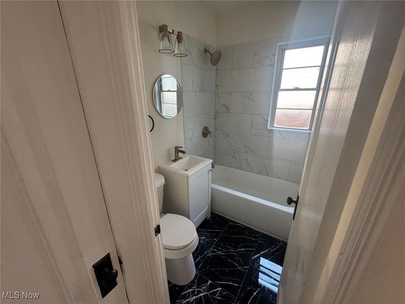 1369 W 112th Street, Cleveland, OH 44102 Photo 13