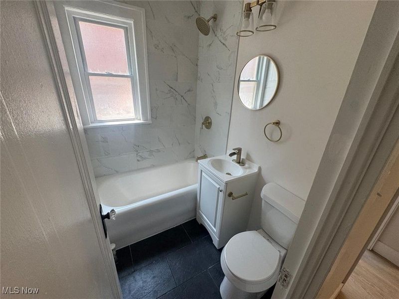 1369 W 112th Street, Cleveland, OH 44102 Photo 16