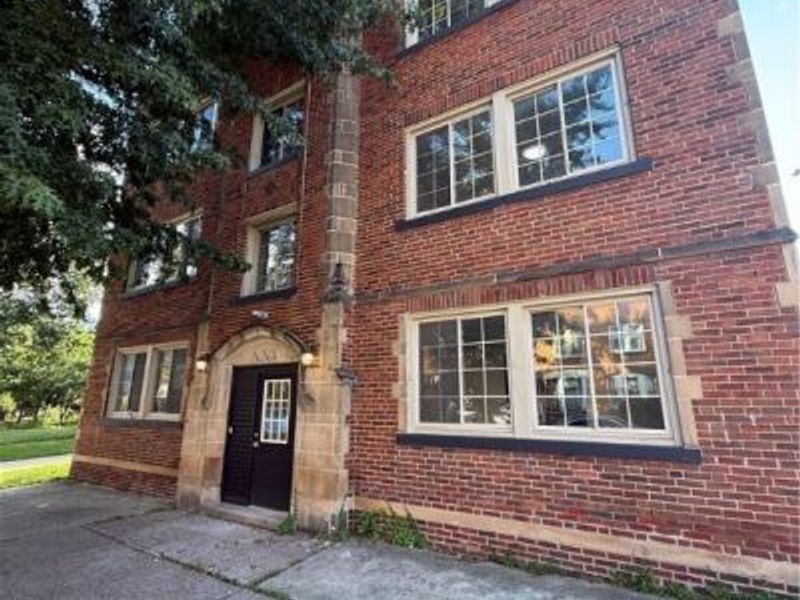 1369 W 112th Street, Cleveland, OH 44102 Photo 2