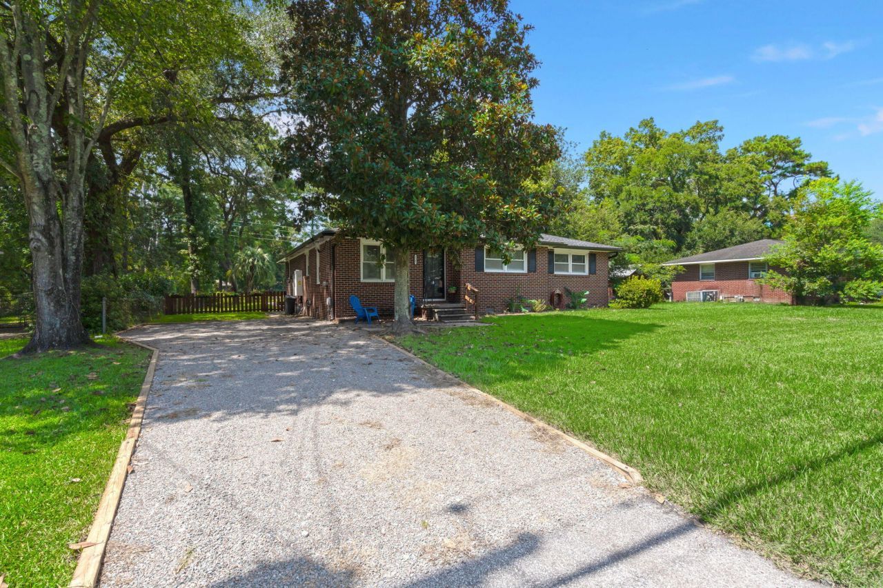 2167 Glendale Drive Photo 6