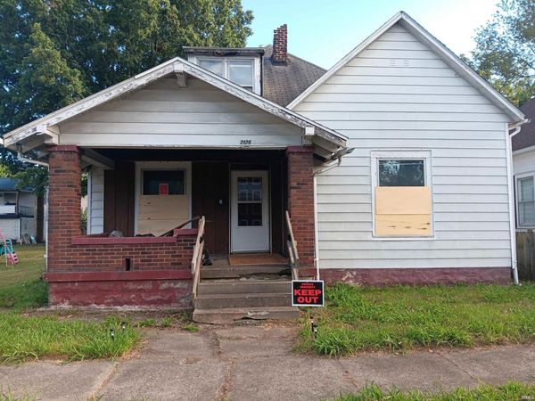 2125 1st Avenue, Terre Haute, IN 47807
