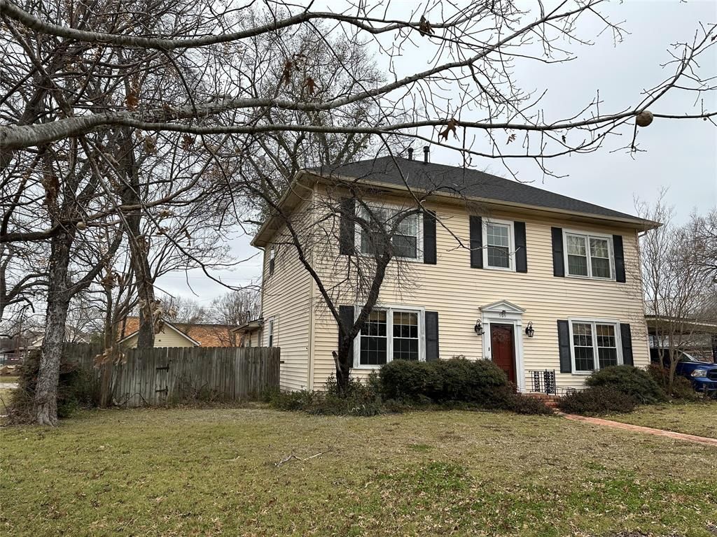 509 E Main Street, Mexia, TX 76667 Main Photo