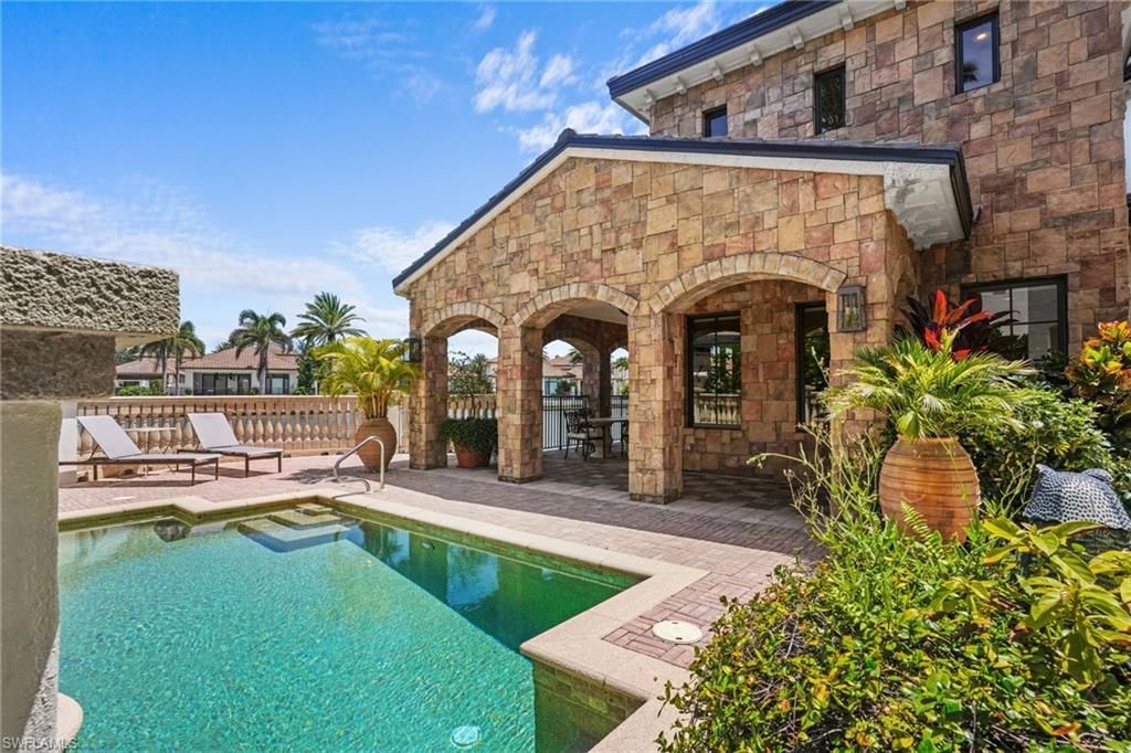 16653 Toscana Cir, Unit 701, Naples, FL 34110 Photo