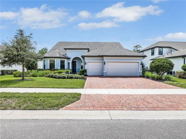 9487 Greyhawk TRL, NAPLES, FL 34120