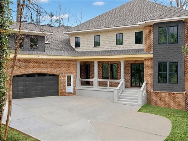 1330 Twelve Oaks Circle NW, Atlanta, GA 30327