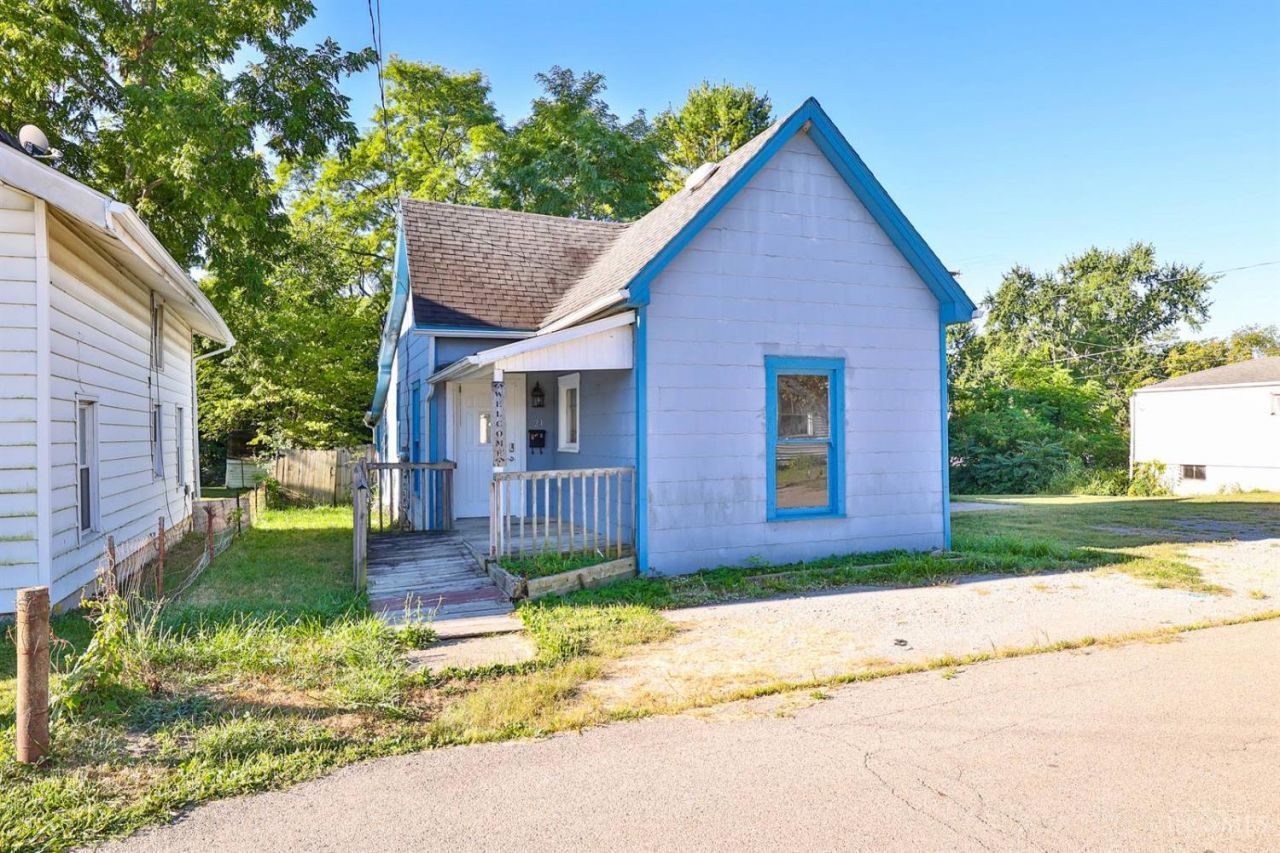 21 S Buckles Avenue, Jamestown, OH 45335 Main Photo