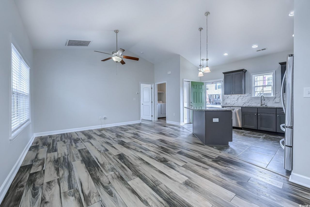 4352 Grande Harbour Blvd. Photo 9