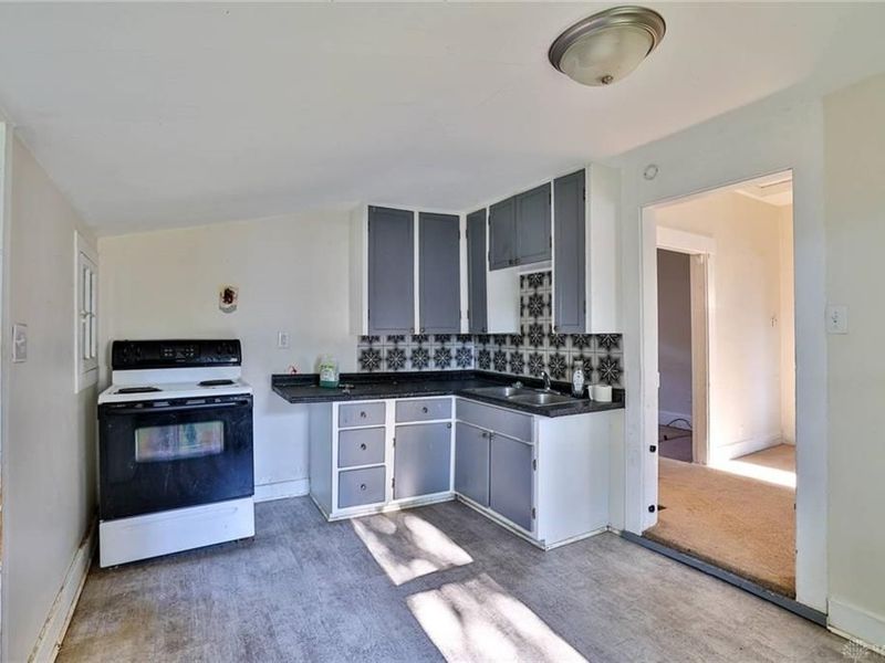 21 S Buckles Avenue, Jamestown, OH 45335 Photo 10