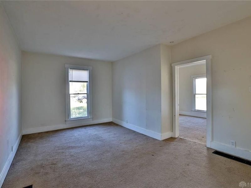 21 S Buckles Avenue, Jamestown, OH 45335 Photo 5