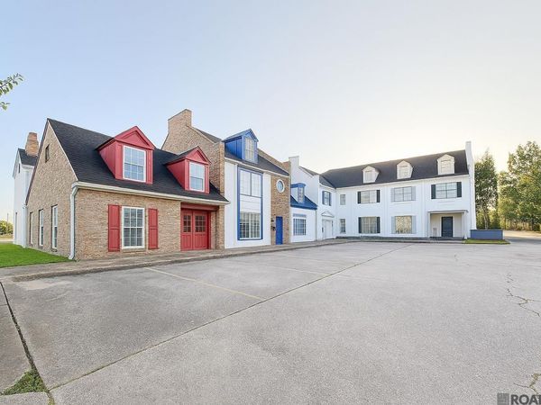 4917-4927 S Sherwood Forest Blvd, Baton Rouge, LA 70816