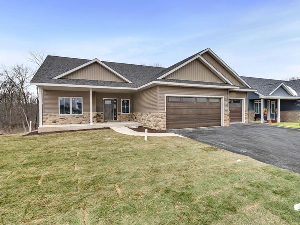 4137 Waters Edge Drive, Belvidere, IL 61008