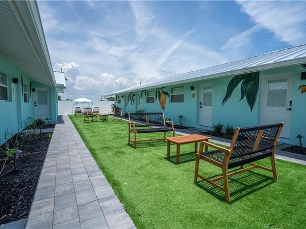 126 Mango ST, FORT MYERS BEACH, FL 33931