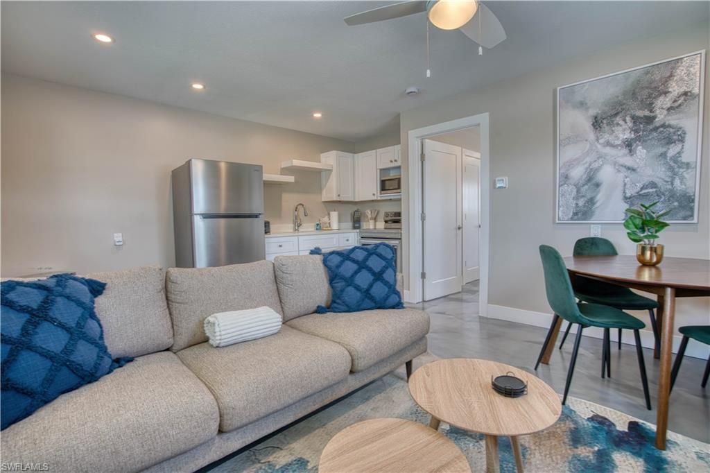 126 Mango St, Fort Myers Beach, FL 33931 Photo