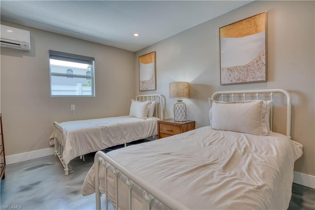 126 Mango St, Fort Myers Beach, FL 33931 Photo