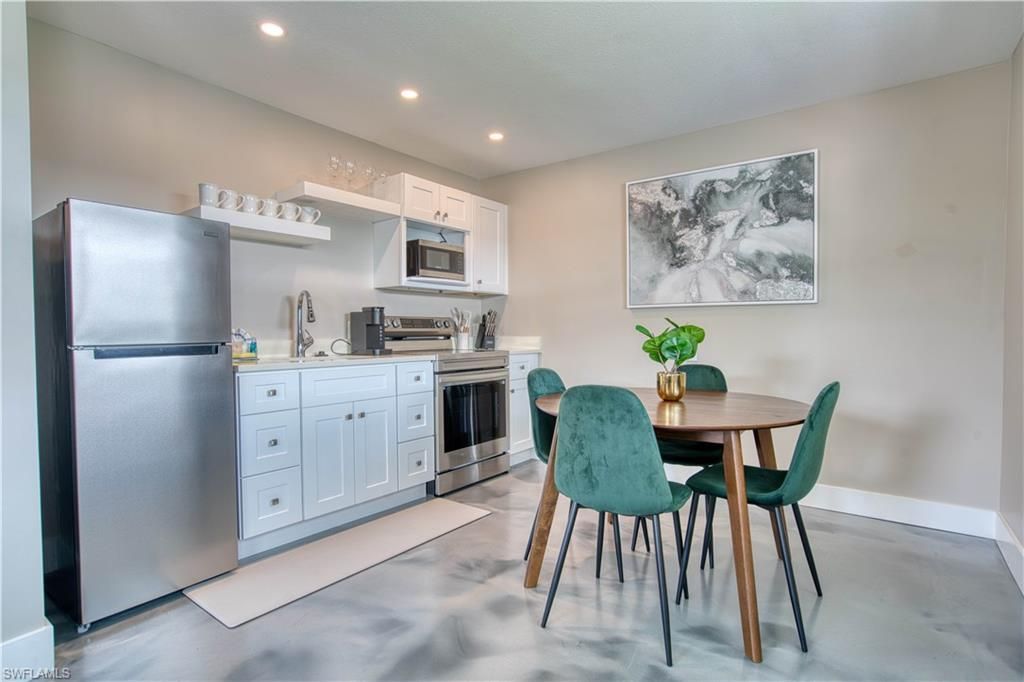 126 Mango St, Fort Myers Beach, FL 33931 Photo