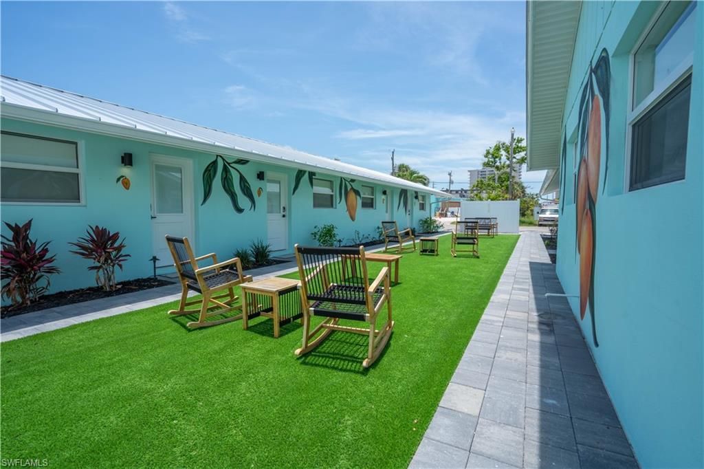 126 Mango St, Fort Myers Beach, FL 33931 Photo