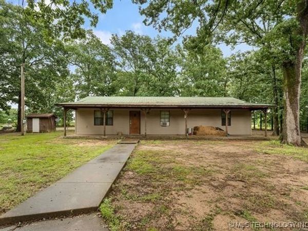 3323 E 2054 Road, Sawyer, OK 74756