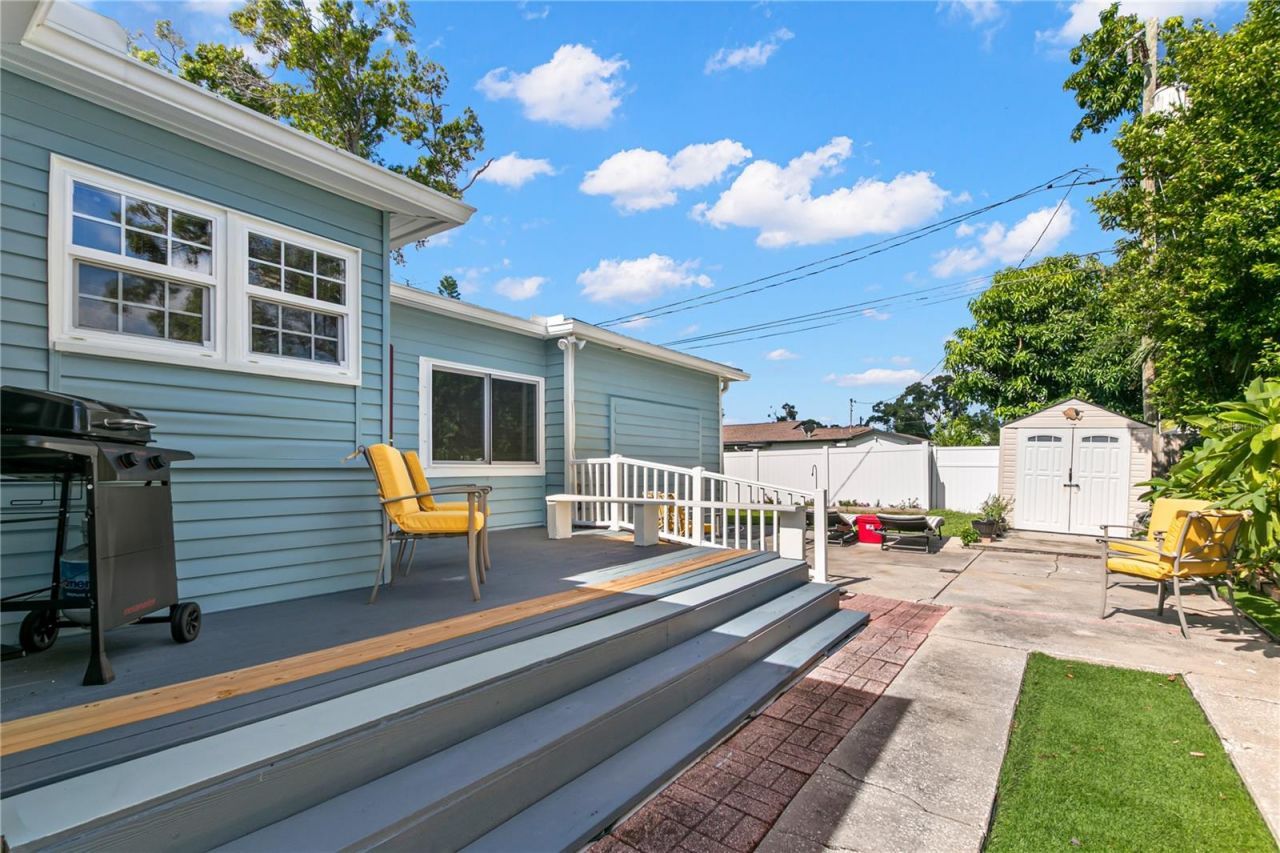 201 39th Street S, Saint Petersburg, FL 33711 Photo