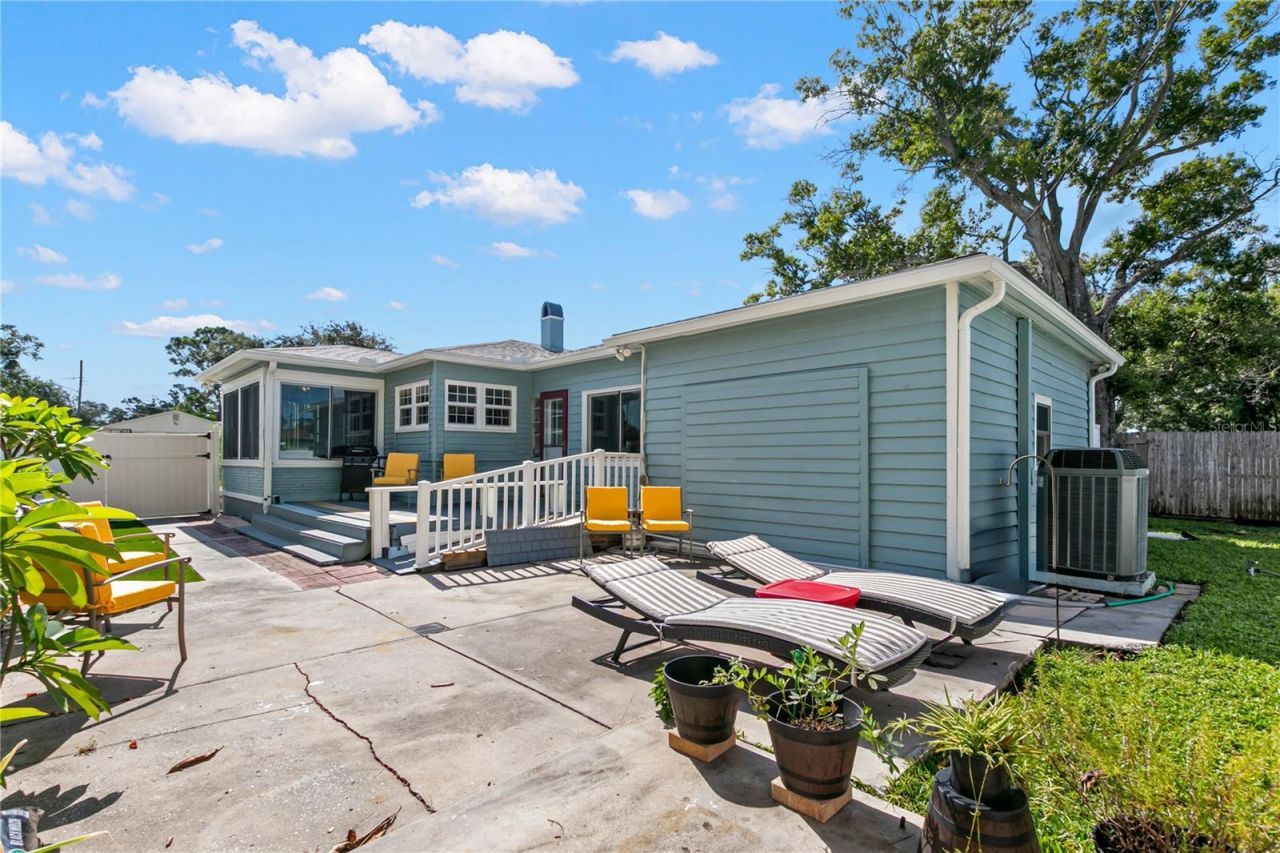 201 39th Street S, Saint Petersburg, FL 33711 Photo