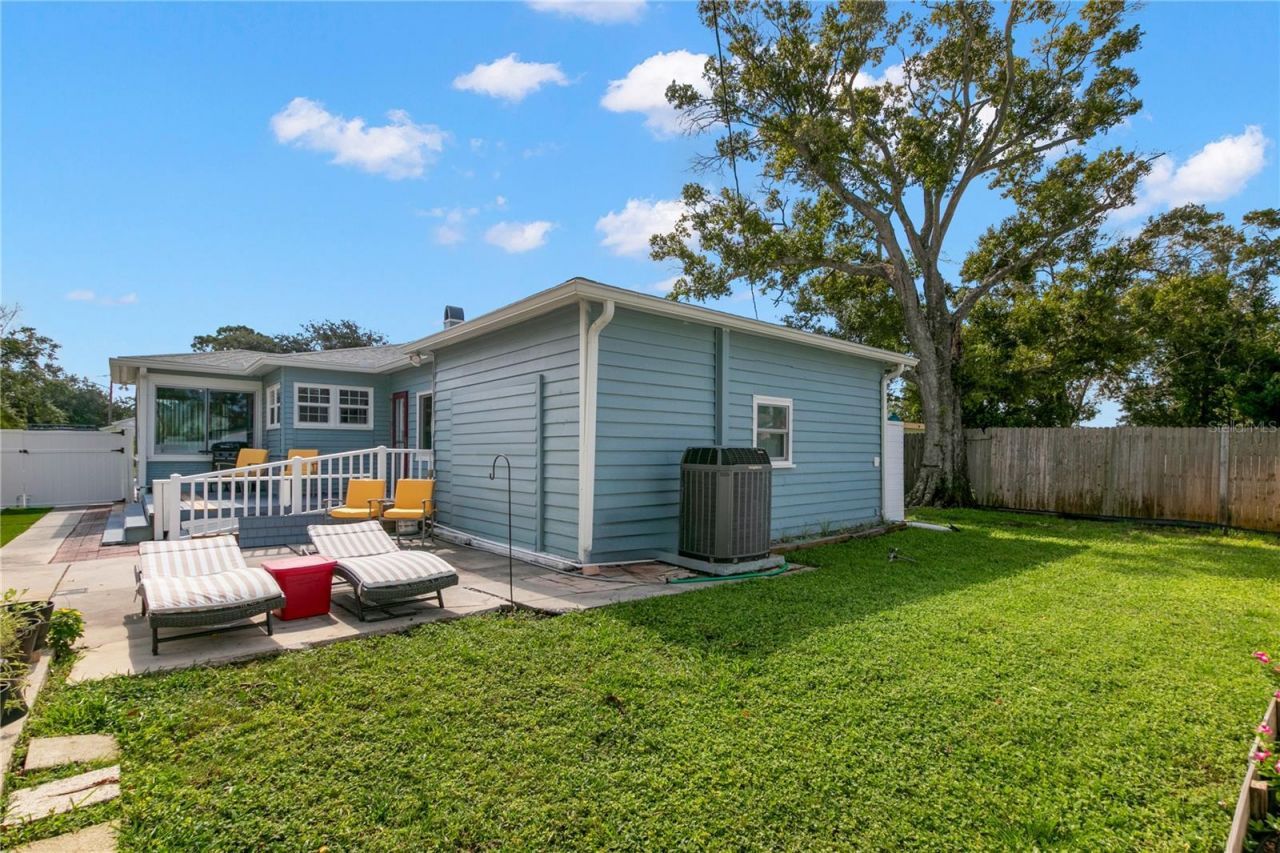 201 39th Street S, Saint Petersburg, FL 33711 Photo